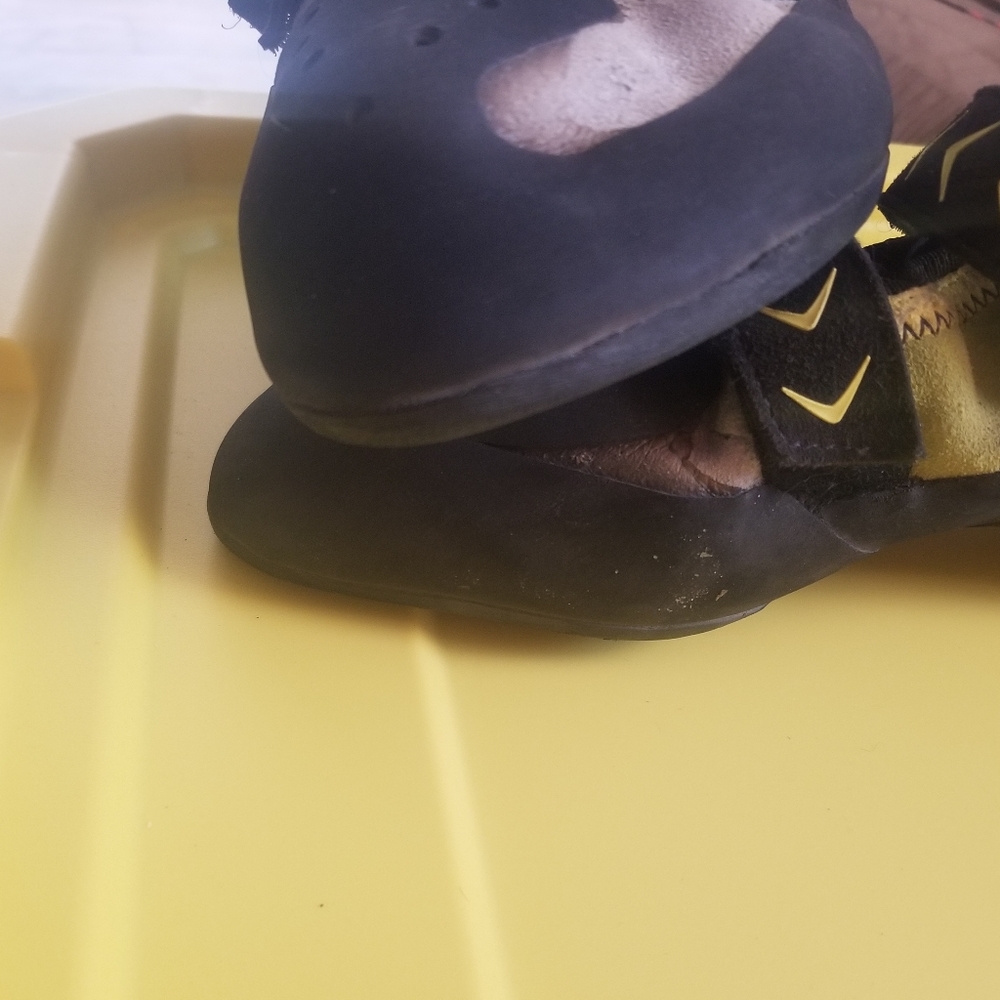 Climbing shoes